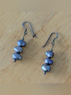 Vintage Baroque Tahitian Pearl Sterling Silver Hook Dangle Drop Earrings
